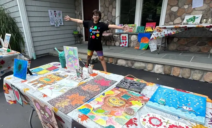 Gus Goldstein helps “repair the world” with uplifting Mitzvah Project