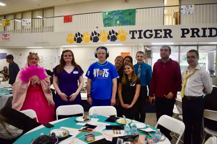 Under the stars: High school hosts Best Buddies Friendship Ball for night of inclusive fun