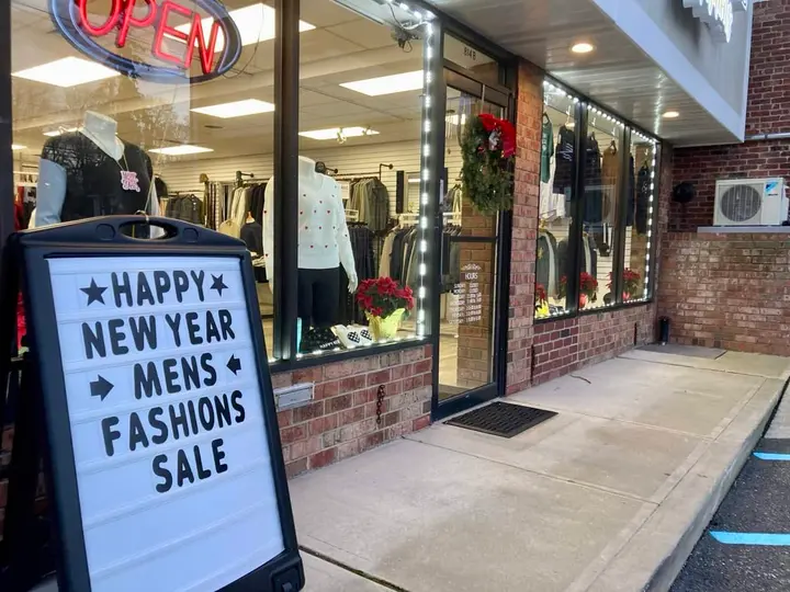 Bits and pieces: Local business updates (Did someone say lobster roll?)