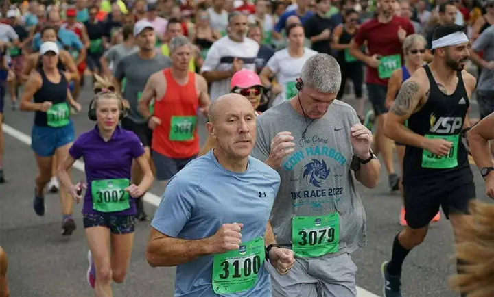 Registration for the Great Cow Harbor 10K filling up fast
