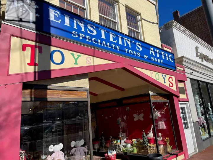 Einstein’s Attic Huntington continues tradition of legacy toy store