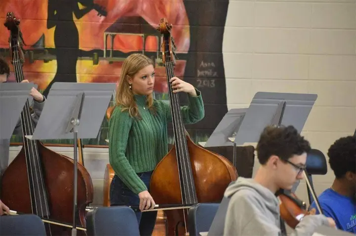 Update: Northport High School bassist member of Grammy-winning orchestra