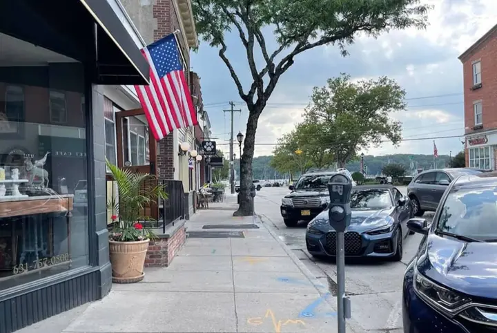 Out with the old: Electronic parking meters coming to Main Street