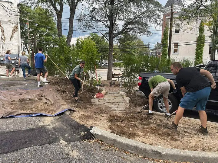 Volunteers needed: Help NNGI get 500 native plants in Northport Village ground