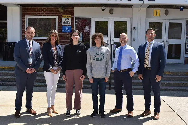Northport High School graduation this weekend; oboe and math majors to headline ceremony