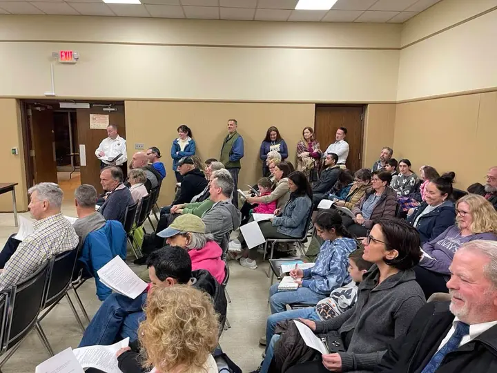 Construction of Cow Harbor Park basketball court approved with 3-1 vote by Village board
