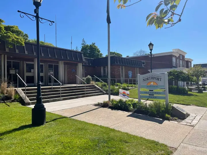 Northport Village hires brokerage firm for potential acquisition of Brosnan building