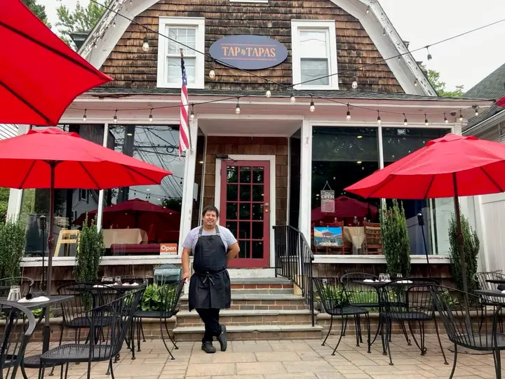 Stay awhile: Tap and Tapas focuses on small plates with big flavor, quality time together